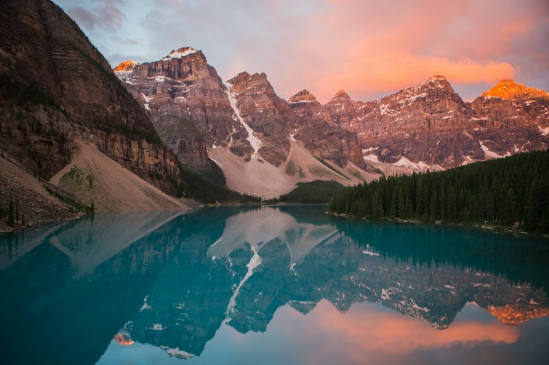 Mountain lake landscape painting-like